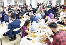 GAÜN öğrencilerine iftar yemeği verildi
