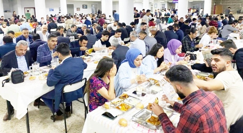 GAÜN öğrencilerine iftar yemeği verildi