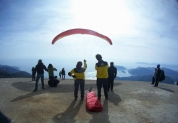 GAÜN pilotları Ölüdeniz’de uçtu
