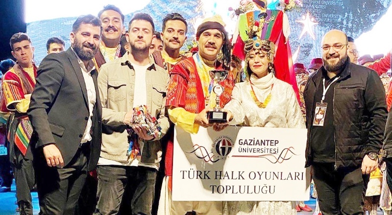 GAÜN Türk Halk Oyunları Topluluğu ve Türk Halk Müziği Topluluğu Türkiye birincisi oldu