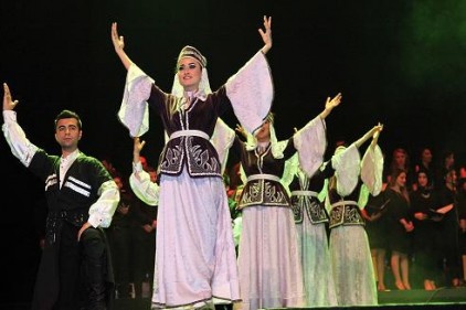 GAÜN&#8217;de Türk Halk Müziği Konseri ve Türk Halk Oyunları gösterisi vardı