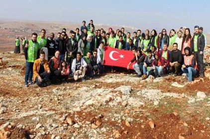 GAÜN&#8217;de yabancı uyruklu öğrenciler fidan dikti