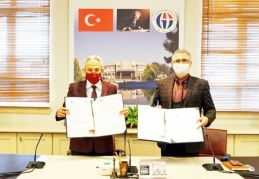 GAÜN’den Suriye’deki güvenli bölgelere eğitmen desteği