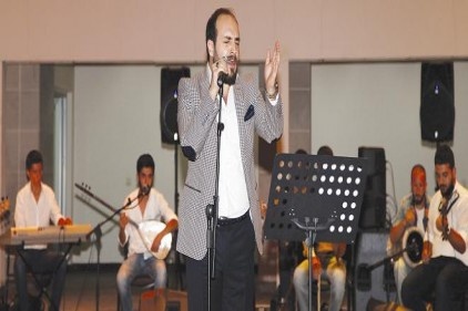 GAÜN&#8217;e Hoş Geldiniz Konseri öğrencilere moral oldu