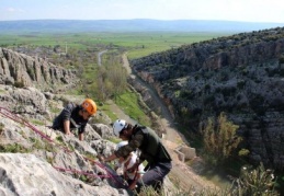 GAÜN’lü dağcılar Köklüce Kalyonu’nda 