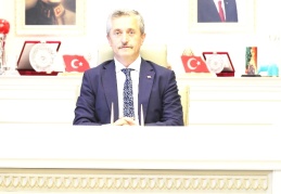 Gazetecilerin çalışma şartları iyileştirilmeli