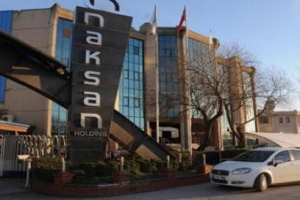 Gazeteler ve bazı ajanslar Naksan Holding&#8217;e polis baskını haberini görmedi 