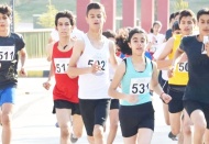 Gazi Yol Koşusu ve Atletizm Etkinliklerine 152 sporcu katıldı