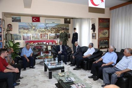 Gazialeri ziyaret etti