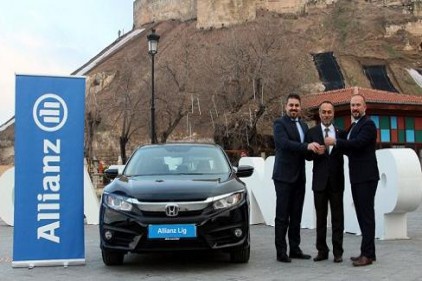 Gaziantep - Ahmet Beyaz Sigorta&#8217;ya otomobil ödülü