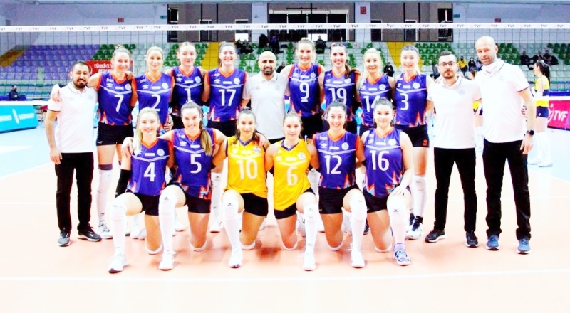 Gaziantep Adam Voleybol, Çukurova Belediyesi Spor Kulübü’ne 3-2 yenildi