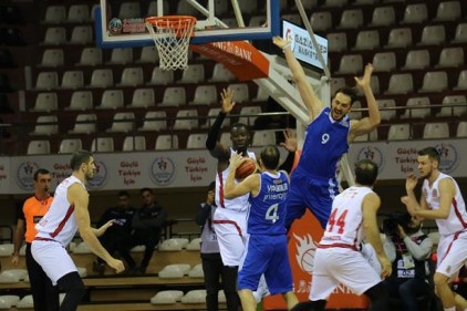 Gaziantep Basketbol 80-69&#039;luk skorla galip