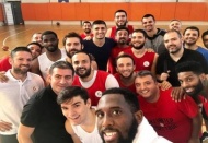 Gaziantep Basketbol 2'de 2 için PAOK'ta