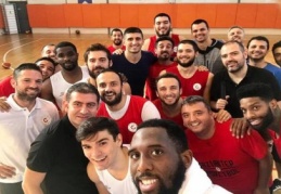 Gaziantep Basketbol 2'de 2 için PAOK'ta
