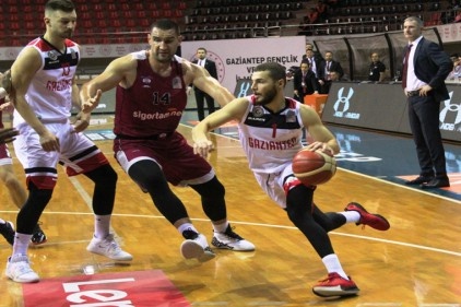 Gaziantep Basketbol, evinde konuk ettiği İTÜ Basket&#8217;i 96-94 mağlup etti
