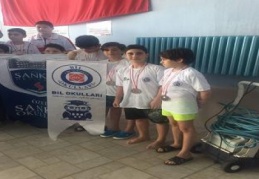 Gaziantep Bil Koleji’nde bronz madalya sevinci 