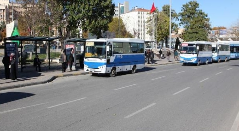 Gaziantep Büyükşehir Belediyesi, yapılan hazırlıkların ardından 10 Şubat Cuma günü sabah 08:00 den itibaren ücretsiz toplu taşıma hizmetine başlayacak.