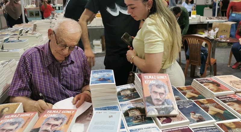 Gaziantep: Çarşılar, yemekler, gerçek fanlar... “Adlarını hiç duymadığım birçok yazarı ağırlamaları”