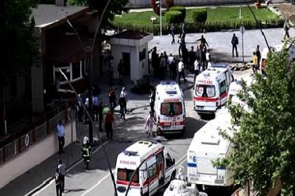 Gaziantep Emniyet&#8217;ine bombalı araçla saldırı davası başladı