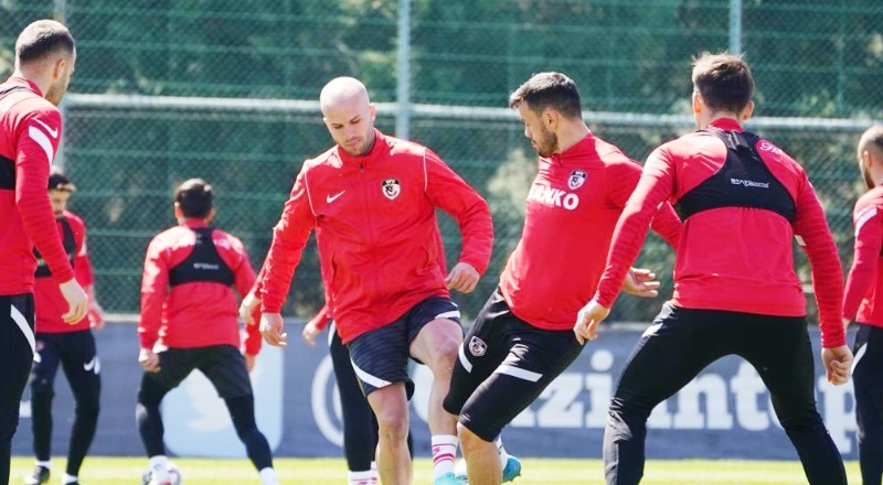 Gaziantep FK antrenmanlara bir gün ara verdi