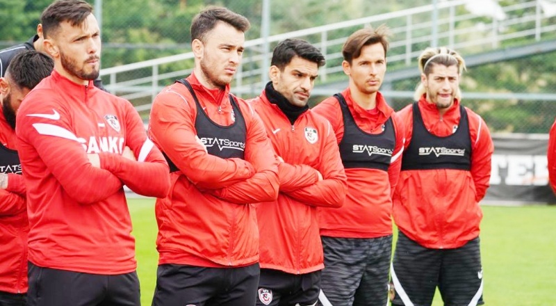 Gaziantep FK, bir günlük iznin ardından antrenmana başladı