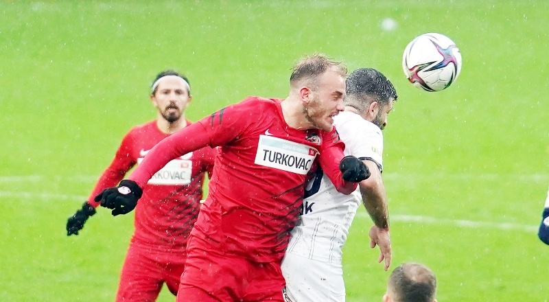 Gaziantep FK, çeyrek finale yükseldi 2-1