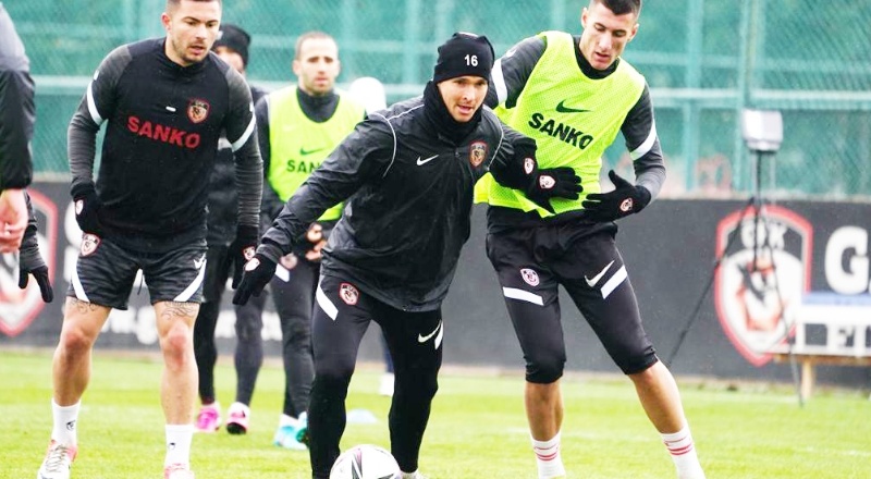 Gaziantep FK, ısınma ve dayanıklılık çalıştı