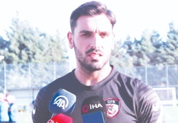 Gaziantep FK Kaptanı Günay Güvenç: Beşiktaş maçında 3 puanı almaya çalışacağız