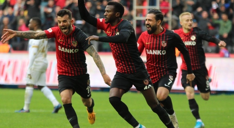 Gaziantep FK, Kayode transferini askıya aldı