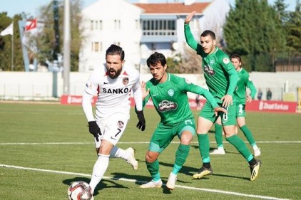 Gaziantep FK, kupa maçından 2-1 yenik ayrıldı