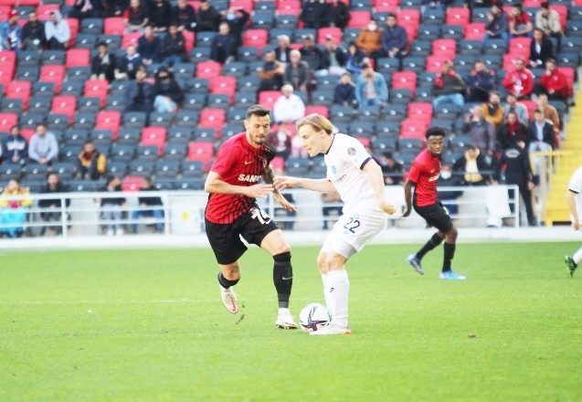 Gaziantep FK, sahasında 3-0 mağlup