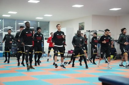 Gaziantep FK, salonda çalıştı