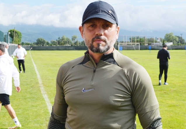 Gaziantep FK Teknik Direktörü Erol Bulut: "Önümüzdeki günlerde 1-2 transfer yapacağız"