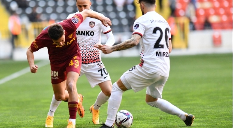 Gaziantep FK-Yukatel Kayserispor Kalyon Stadı’nda karşı karşıya geldi