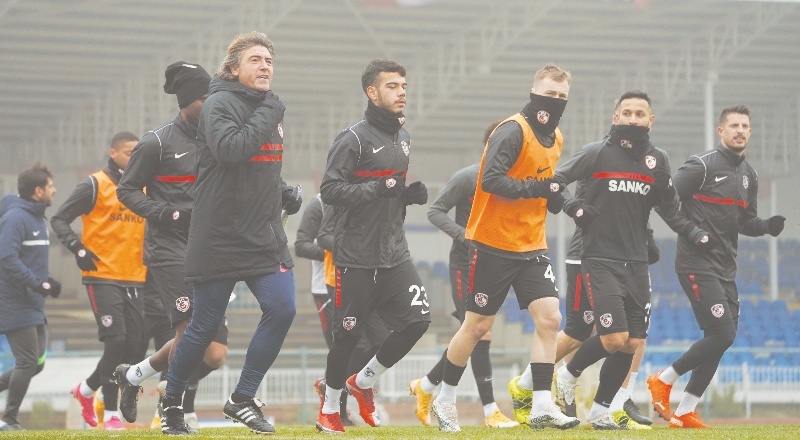 Gaziantep FK'de dört pozitif vaka daha