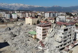 Gaziantep İslahiye'de yıkılan binalarla ilgili 7 kişi tutuklandı
