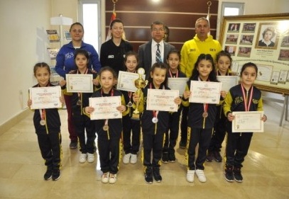 Gaziantep Kolej Vakfı Sporcularının Artistik Cimnastik Başarısı 