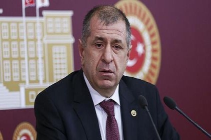 Gaziantep Milletvekili Ümit Özdağ:&#8220;Türkiye&#8217;yi başkanlık anayasası ile bir bilinmeze doğru sürüklüyor&#8221;