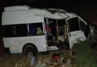 Gaziantep otobanında tarım işçilerini taşıyan minibüs yoldan çıktı