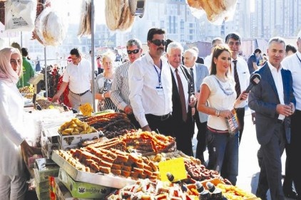 &#8220;Gaziantep Yiyecekleri Şenliği" renkli görüntülere sahne oldu 