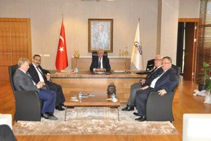 Gaziantep&#8217;in dünyanın halı üssü konumunu korumak istiyoruz