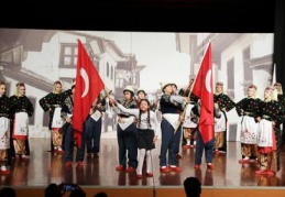 Gaziantep’in kurtuluşunun 96’ıncı yıldönümü Sanko Okulları’nda düzenlenen törenle kutlandı