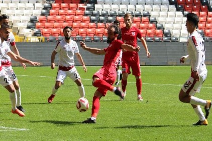 Gaziantepspor evinde 3-1 yenildi 