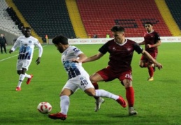 Gaziantepspor evinde 3 gol yedi