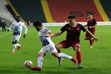 Gaziantepspor evinde 3 gol yedi