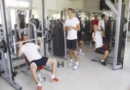 Gaziantepspor günün ilk antrenmanını salonda yaptı