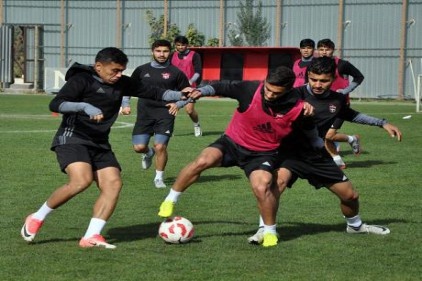 Gaziantepspor sıkı çalışıyor