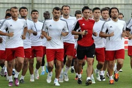 Gaziantepspor, Varşova maçı için hazırlıklarını sürdürüyor