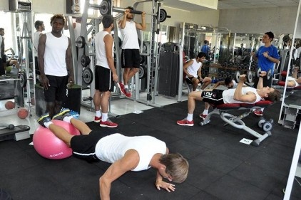 Gaziantepspor&#8217;un kuvvet testleri Zirve Üniversitesi&#8217;nde yapıldı