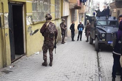 Gaziantep&#8217;te 51 adrese eş zamanlı operasyon yapıldı